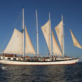 Sailboat_Travel.jpg